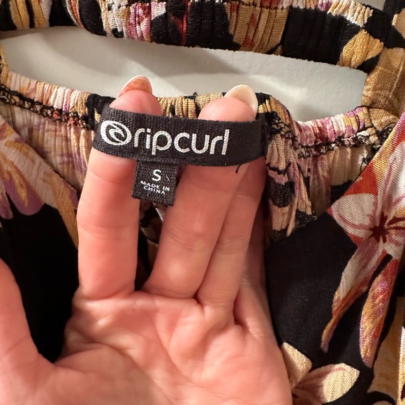 Ripcurl. Maxi dress - Picture 1 of 4